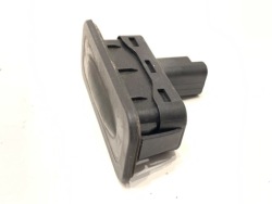 ручка крышки багажника renault CAPTUR и 8200076256