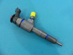 форсунка peugeot 206 0445110075 1.4