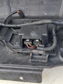 бампер задний блок peugeot 3008 II 9811865077