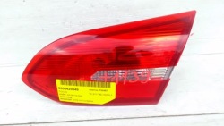 peugeot 2008 фонарь крышки багажника правый