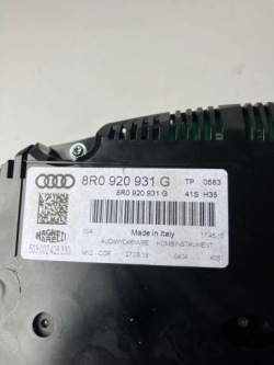 спидометр часы Audi SQ5 8R 3.0 tdi 8R0920931G