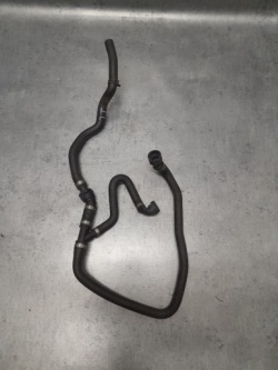 труба воды BMW F80