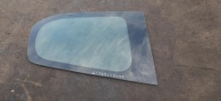 стекло кузова левый задний Dacia LODGY 2013R