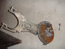 поворотный кулак правый 2.0 C5 III 08-