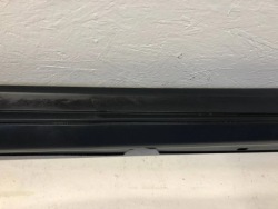 MERCEDES C класс 205 A205 AMG порог правый накладка порога 18 -