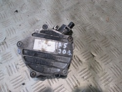 насос вакум Audi A5 8T 3.2 06E145100M