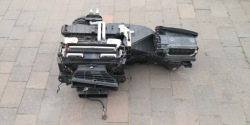 Audi A4 B8 радиатор отопителя 8K1820005AB