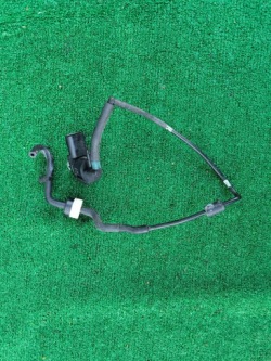 клапан патрубок давления vw TOUAREG 7P 1K0906283A