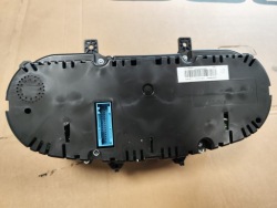 спидометр часы 2.0 tdi Audi Q3 8U 8U0920980E