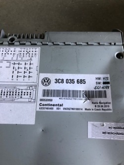 vw PASSAT B7 радио 3C8035685.....