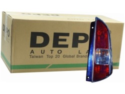 фонарь правый Daihatsu SIRION 2007 2008 2009 2010 2011 2012 2013 2014