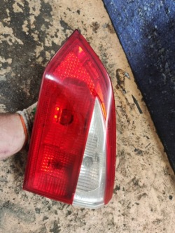 FORD Focus MK3 фонарь задний правый в крышке универсал