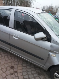передняя дверь правая kia PICANTO 2005 год Цвет S3
