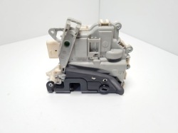 PORSCHE oe 8K0839016C замок двери