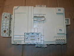 kia XCEED блок предохранителей