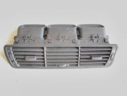 CITROEN C8 02-14 воздухозаборник жалюзи потока воздуха средний