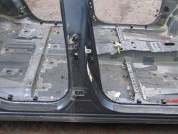 порог без навесного правый правая 8V5 TOYOTA RAV4 IV