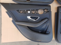MERCEDES C W205 обивка карта дверная левый зад A2057304501 9H15