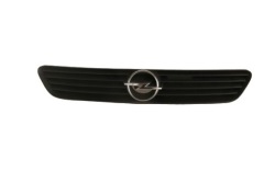 opel Astra G решетка радиатора 90588120 ,