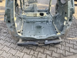 ремень задний кузов четверть Dacia JOGGER 22-