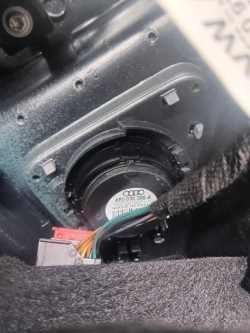 Audi OE 4L0863981
