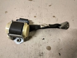 vw JETTA VI 5C ремень безопасности 5C6857805D