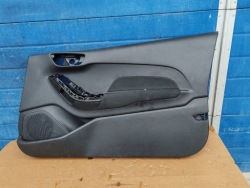 дверные карты FORD Fiesta MK8 17-22 правая