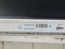 MERCEDES W223 радиатор охлаждения дополнительно A0995009100