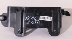 volvo XC40 2.0 T4 блок предохранителей 31473883