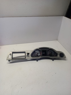 рамка спидометр часы Audi A6 C6 2.0 tdi англия