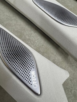 потолок SKODA SUPERB IV 4 3P3867501 2YR стойка лампочка