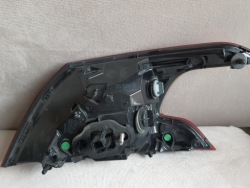 фонарь правый левый peugeot 308 T9 HB 9677817580 9677817680