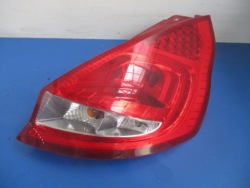 FORD Fiesta MK7 5D фонарь правый оригинал