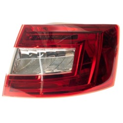 фонарь правый SKODA OCTAVIA 2013–2017 (Лифтбэк)