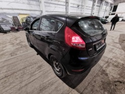 FORD Fiesta петля передних Двери - Передний 2009 1.4л