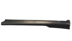 порог молдинг порога правая opel CORSA e 3D 39004720 (P295)