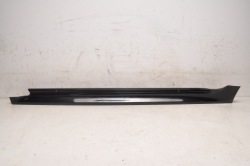 TOYOTA YARIS IV накладка порога левый хэтчбек 209 75860-K0080