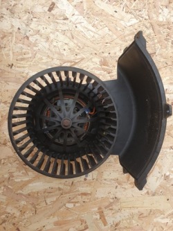 volkswagen oe 7E1819021A отопитель салона