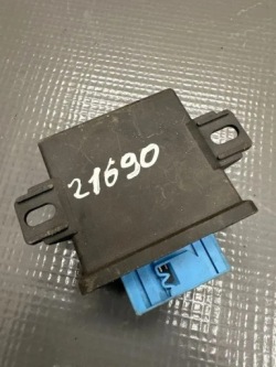 Audi OE 8H0907357