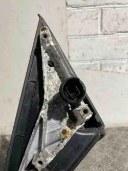 зеркало левое BMW 1 (E87) E1010803 2.0л Дизель 105kW 2007