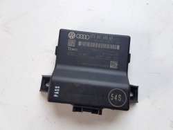 Audi A5 A4 B8 модуль (блок) управления межсетевым интерфейсом 8T0907468AF