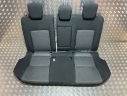 диван зад кресла isofix крепление ремни suzuki SX4 S-CROSS II 21-