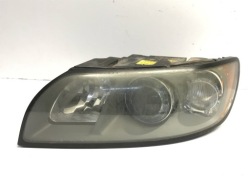 volvo V50 2006 левый фара