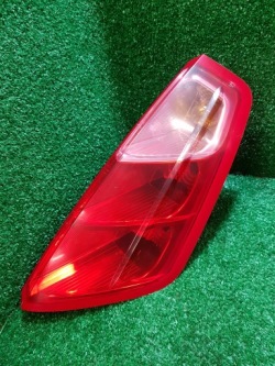 фонарь правый FIAT PUNTO 51701590 27460202