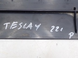 молдинг защита порога правая tesla MODEL Y 2022R 1497745-00-C