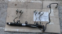 renault oe 175216547R топливная рейка