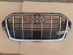 Audi Q7 4M0 рестайлинг решетка радиатора как новая