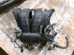 mitsubishi Outlander II коллектор Впускный 2.0 16V