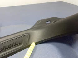 MASERATI LEVANTE молдинг порога накладка задний правый 670040377