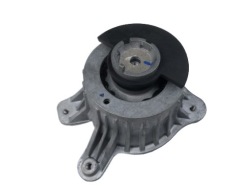 лапа подушка Двигателя C класс 205 W205 A2052406617